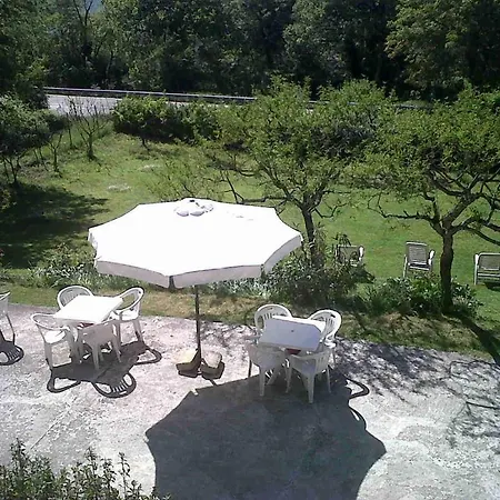 ベッド・アンド・ブレックファスト Agriturismo La Conca Fonte S.croce カラマーニコ・テルメ