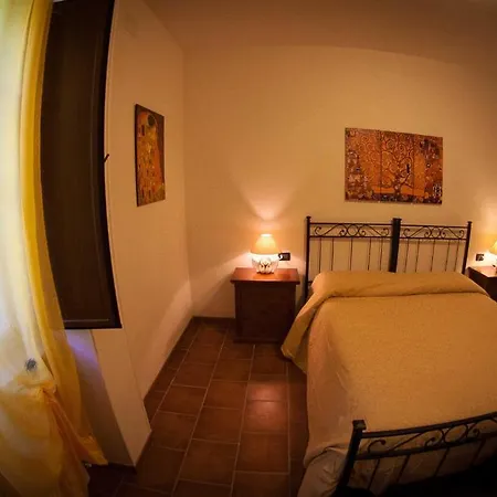 Agriturismo La Conca Fonte S.croce Bed and Breakfast *