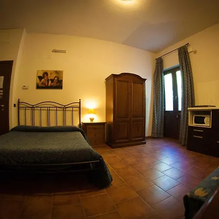 Agriturismo La Conca Fonte S.croce * カラマーニコ・テルメ