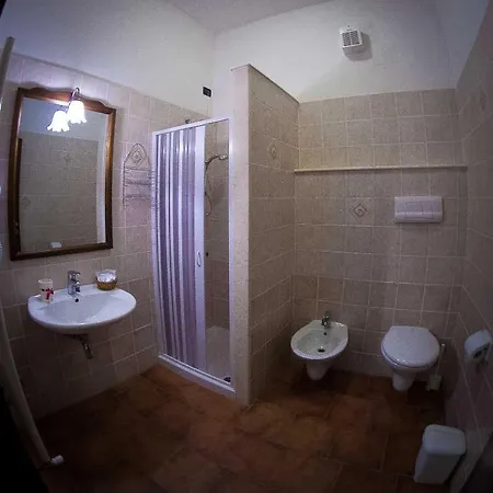 ベッド・アンド・ブレックファスト Agriturismo La Conca Fonte S.croce