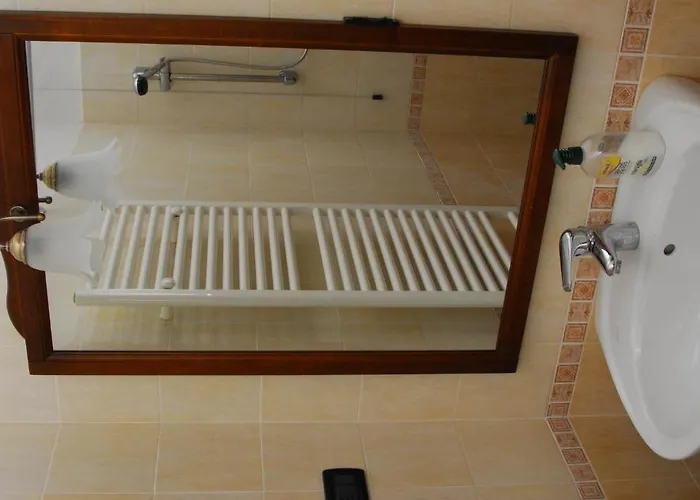 Agriturismo La Conca Fonte S.croce * 卡拉马尼科泰尔梅